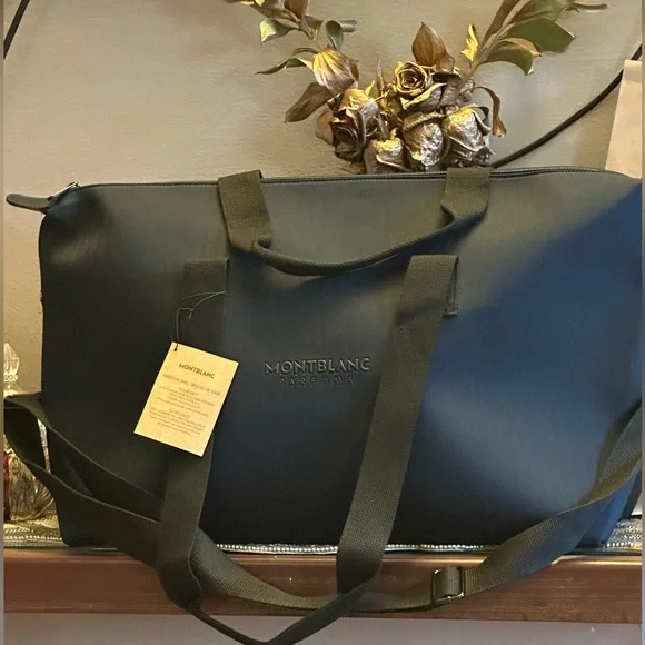 MONTBLANCduffel bagnew